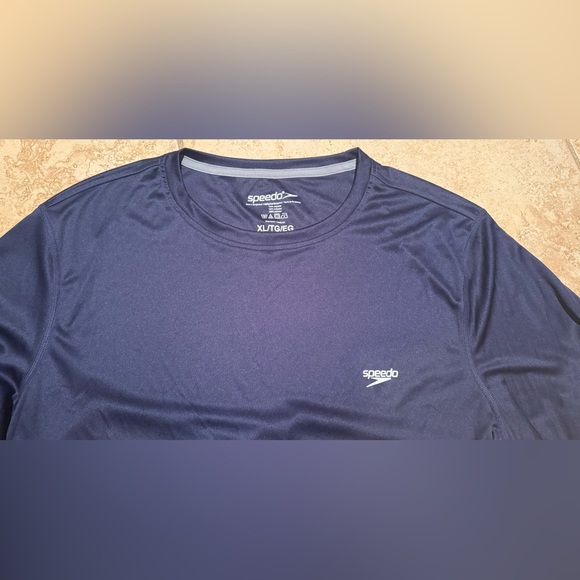 Speedo Performance Rash Guard Shirt - Picture 3 of 9